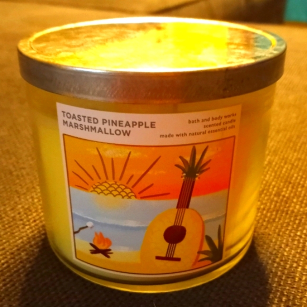 BBW 3 WICK TOASTED PINEAPPLE MARSHMALLOW BURNED ONCE.